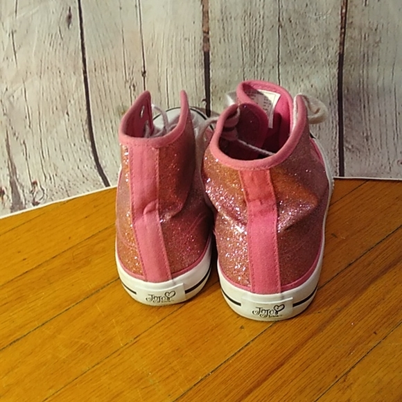 JOJO Siwa - Picture 3 of 4